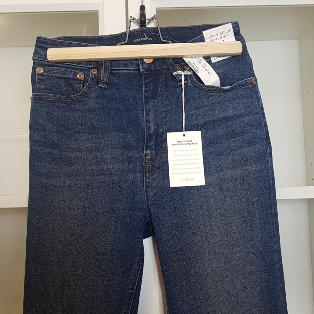 (SOLD)J.Crew Jeans Curvy 'Demi Boot Crop' Jeans - Picture 2 of 5